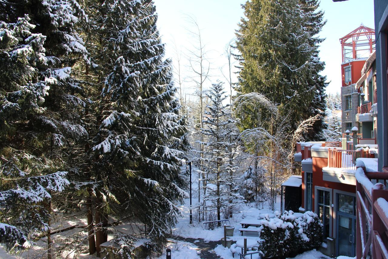 Alpenglow Lodge By Mva Whistler Zewnętrze zdjęcie